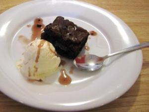 Brownie with icecream
